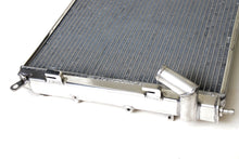 गैलरी व्यूवर में इमेज लोड करें, CSF 02-06 Mini Cooper S Radiator