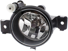 गैलरी व्यूवर में इमेज लोड करें, Hella 09-13 BMW X5 (w/ Cornering Lights) Fog Lamp w/ H11 Bulb - Right