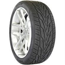 गैलरी व्यूवर में इमेज लोड करें, Toyo Proxes ST III Tire - 285/40R24 112V