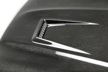 Charger l&#39;image dans la galerie, Seibon 12-14 Mercedes Benz C63 GT-Style Carbon Fiber Hood
