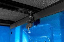 Laden Sie das Bild in den Galerie-Viewer, Lund 02-17 Dodge Ram 1500 (6.5ft. Bed Excl. Rambox) Genesis Elite Tri-Fold Tonneau Cover - Black