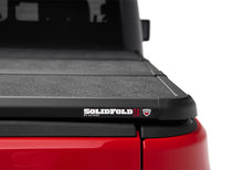 Carica l'immagine nel visualizzatore di Gallery, Extang 2020 Jeep Gladiator (JT) (w/Rail System) Solid Fold 2.0