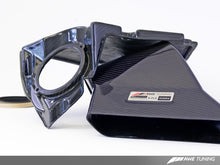 Cargar imagen en el visor de la galería, AWE Tuning Audi 3.0T S-FLO Carbon Cover