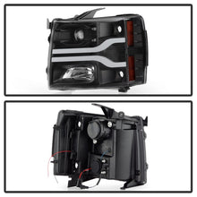 Laden Sie das Bild in den Galerie-Viewer, Spyder Chevy Silverado 1500 07-13/2500HD/3500HD 07-14 LED Black PRO-YD-CS07V3PL-BK