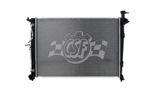 Carica l&#39;immagine nel visualizzatore di Gallery, CSF 16-18 Kia Sorento 2.4L OEM Plastic Radiator