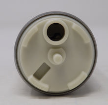 गैलरी व्यूवर में इमेज लोड करें, Walbro Fuel Pump/Filter Assembly