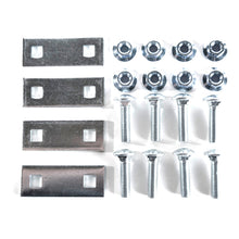 Load image into Gallery viewer, Curt 97-02 Ford ExpeditionLincoln Navigator Class 3 Trailer Hitch w/2in Receiver