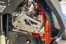 Laden Sie das Bild in den Galerie-Viewer, DV8 Offroad 2018+ Jeep JL / JT Engine Bay Compressor Mount