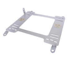 Laden Sie das Bild in den Galerie-Viewer, NRG Seat Brackets (Low) - 03+ Nissan 350Z (6spd)