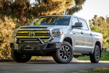 Laden Sie das Bild in den Galerie-Viewer, Go Rhino 10-19 Ram Ram 2500HD/3500HD BR10.5 Light bar mount