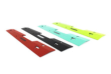 Carica l'immagine nel visualizzatore di Gallery, Perrin 02-07 Subaru Impreza Neon Yellow Radiator Shroud