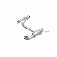 Cargar imagen en el visor de la galería, Magnaflow DF Converter 05-11 Toyota Tacoma 4.0L