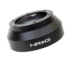 गैलरी व्यूवर में इमेज लोड करें, NRG Short Hub Adapter Gm / Dodge / Chevy - Shiny Silver