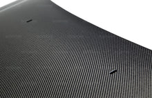 Charger l&#39;image dans la galerie, Seibon 12-13 Ford Focus RS-Style Carbon Fiber Hood