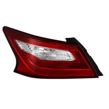 Charger l&#39;image dans la galerie, xTune 16-18 Nissan Altima 4DR Driver Side Tail Light - OEM Outter Left (ALT-JH-NA16-4D-OE-OL)