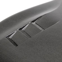गैलरी व्यूवर में इमेज लोड करें, Seibon 19-20 Toyota Corolla Hatchback TS-Style Carbon Fiber Hood