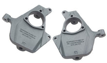 Laden Sie das Bild in den Galerie-Viewer, Belltech 2019 Silverado / Sierra Dbl / Crew cab / Short bed 2in. Drop Spindle Drop Spindle Set