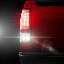 Laden Sie das Bild in den Galerie-Viewer, Spyder Chevy Silverado 1500/2500 03-06 Version 2 LED Tail Lights - Chrome ALT-YD-CS03V2-LED-C