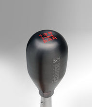 Carica l'immagine nel visualizzatore di Gallery, Skunk2 Honda/Acura 5-Speed Billet Shift Knob (10mm x 1.5mm) (Apprx. 440 Grams)