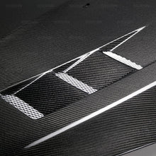 Charger l&#39;image dans la galerie, Seibon 15-17 Ford Focus TV-Style Carbon Fiber Hood
