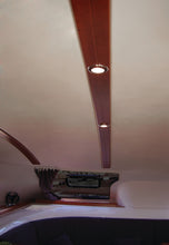 गैलरी व्यूवर में इमेज लोड करें, Hella Courtesy Lamp Rnd White Md12 Ss Rim 2Xt