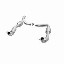 Carica l&#39;immagine nel visualizzatore di Gallery, MagnaFlow Conv Direct Fit OEM 07-08 Ford E-150
