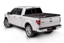 Cargar imagen en el visor de la galería, UnderCover 14-20 Toyota Tundra 5.5ft Elite Bed Cover - Black Textured