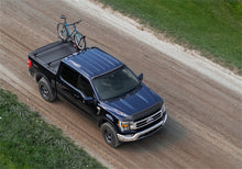 गैलरी व्यूवर में इमेज लोड करें, Roll-N-Lock 2022+ Toyota Tundra Ext Cab (78.7in.) A-Series XT Cover