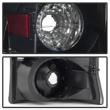 Laden Sie das Bild in den Galerie-Viewer, Spyder Cadillac Escalade 02-06 Euro Tail Lights Black Smoke ALT-YD-CE02-BSM