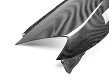 गैलरी व्यूवर में इमेज लोड करें, Seibon 04-08 Mazda RX-8 Carbon Fiber Fenders