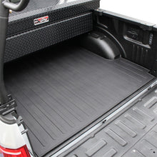गैलरी व्यूवर में इमेज लोड करें, Westin 2015-2018 Ford F-150 (6.5ft Bed) Truck Bed Mat - Black