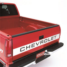 Laden Sie das Bild in den Galerie-Viewer, Lund Universal (Pickup) Tailgate Protector - Black