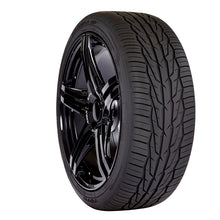Laden Sie das Bild in den Galerie-Viewer, Toyo Extensa HP II Tire - 245/50R16 97V