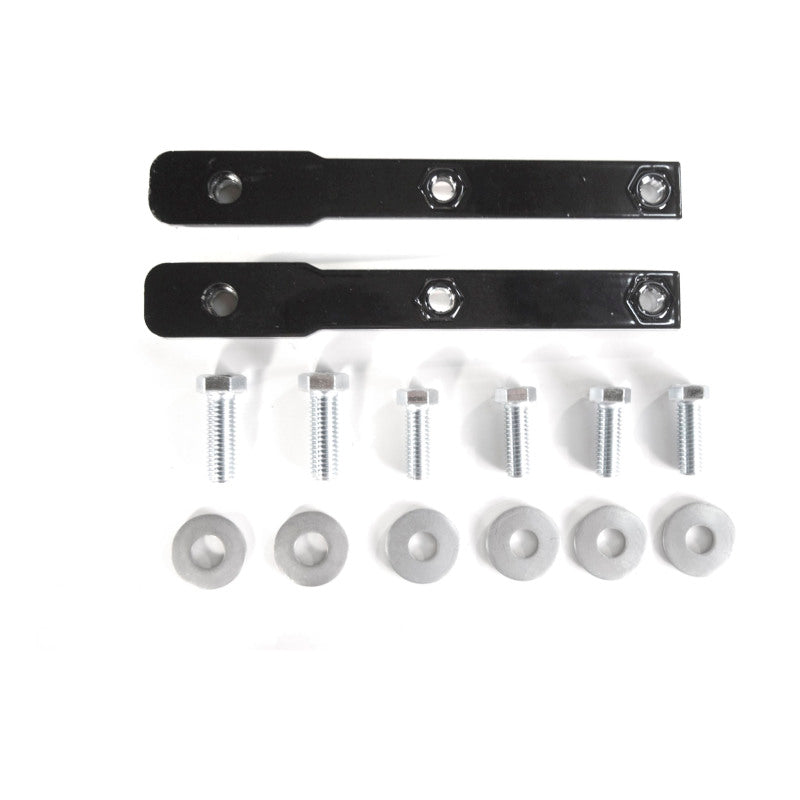 Curt 00-04 Nissan Frontier (4DR) Short Box Class 3 Trailer Hitch w/2in Receiver