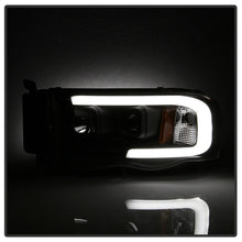 Cargar imagen en el visor de la galería, Spyder 02-05 Dodge Ram 1500 Light Bar Projector Headlights - Black (PRO-YD-DR02V2-LB-BK)