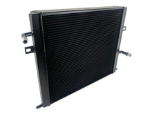 गैलरी व्यूवर में इमेज लोड करें, CSF BMW B58/B48 Front Mount Triple-Pass Heat Exchanger w/Rock Guard - Black