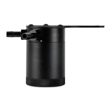 Carica l&#39;immagine nel visualizzatore di Gallery, Mishimoto 14-18 Chevy/GMC 1500 5.3L/6.2L Catch Can