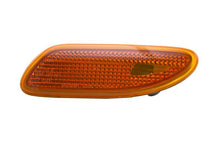 Cargar imagen en el visor de la galería, Hella Mercedes Benz C203 Side Marker Lens Left Hand