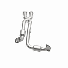 Carica l&#39;immagine nel visualizzatore di Gallery, MagnaFlow Conv Direct Fit 06-10 Jeep Grand Cherokee 6.1L
