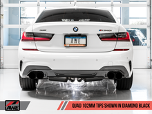 Laden Sie das Bild in den Galerie-Viewer, AWE Tuning 2019+ BMW M340i (G20) Track Edition Exhaust - Quad Diamond Black Tips