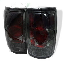 Laden Sie das Bild in den Galerie-Viewer, Spyder Ford Expedition 97-02 Euro Style Tail Lights Smoke ALT-YD-FE97-SM