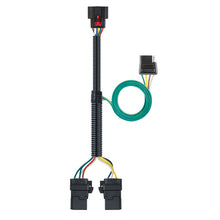 Laden Sie das Bild in den Galerie-Viewer, Curt 18-20 Chevrolet Equinox / GMC Terrain Custom Wiring Connector (4-Way Flat Output)
