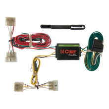 Carica l'immagine nel visualizzatore di Gallery, Curt 98-02 Kia Sportage Custom Wiring Harness (4-Way Flat Output)