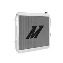 Laden Sie das Bild in den Galerie-Viewer, Mishimoto 00-06 Toyota Tundra 4.7L Performance Aluminum Radiator (Automatic Only)