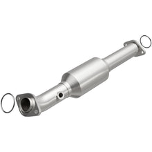 Cargar imagen en el visor de la galería, Magnaflow Converter DF 05-11 Toyota Tacoma 4.0L