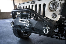 Load image into Gallery viewer, DV8 Offroad 07-18 Jeep Wrangler JK FS-16 Steel Stubby Front Bumper w/ Fog Lights