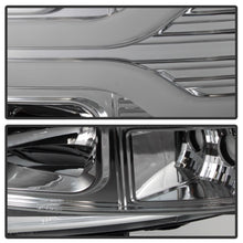 Laden Sie das Bild in den Galerie-Viewer, Spyder Chevy Silverado 1500 07-13 Version 3 Projector Headlights - Chrome PRO-YD-CS07V3-LBDRL-C
