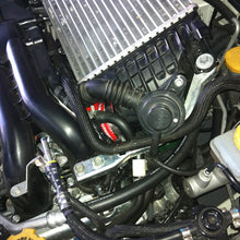 Laden Sie das Bild in den Galerie-Viewer, Mishimoto Subaru WRX Blue Silicone Throttle Body Hose