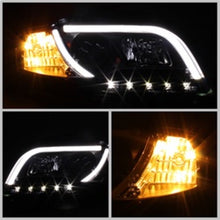 Carica l&#39;immagine nel visualizzatore di Gallery, Spyder Audi A4 06-08 Projector Headlights Halogen Only - Light Tube DRL Blk PRO-YD-AA405-LTDRL-G2-BK