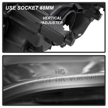 Carica l&#39;immagine nel visualizzatore di Gallery, xTune 11-17 Dodge Grand Caravan Passenger Side Headlight - OEM Right (HD-JH-CHRTC08-OE-R)
